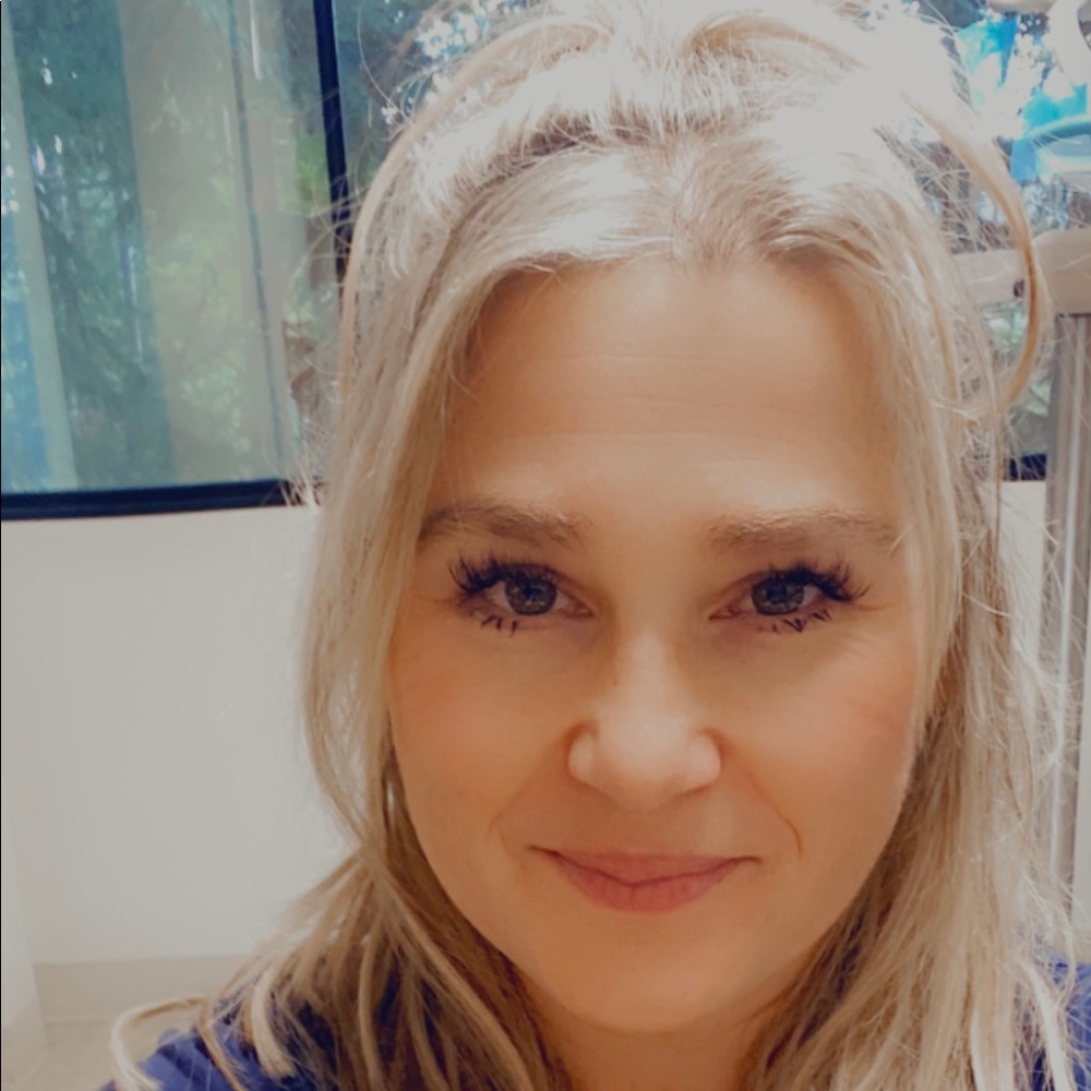 Meet your Posher, Candace